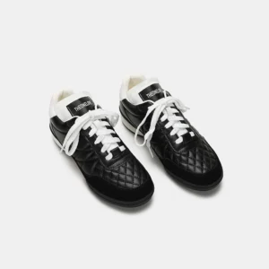 uright black quilted leather low top sneakers